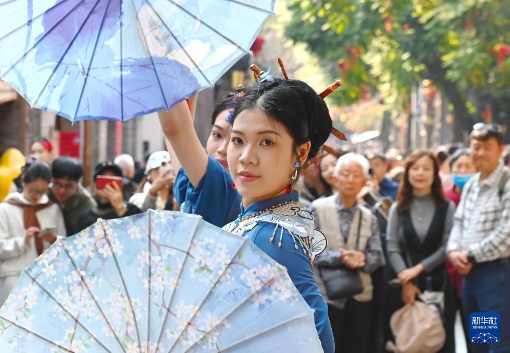 烟火气文化味松弛感千年闽都的别样记忆-新华网(图3)